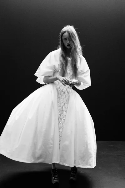 Look 18